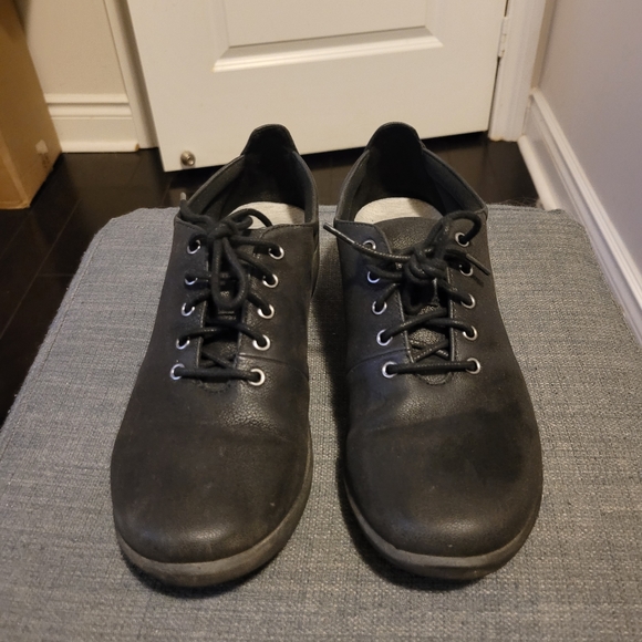 Clarks cushion black shoes sneakers - Picture 3 of 7